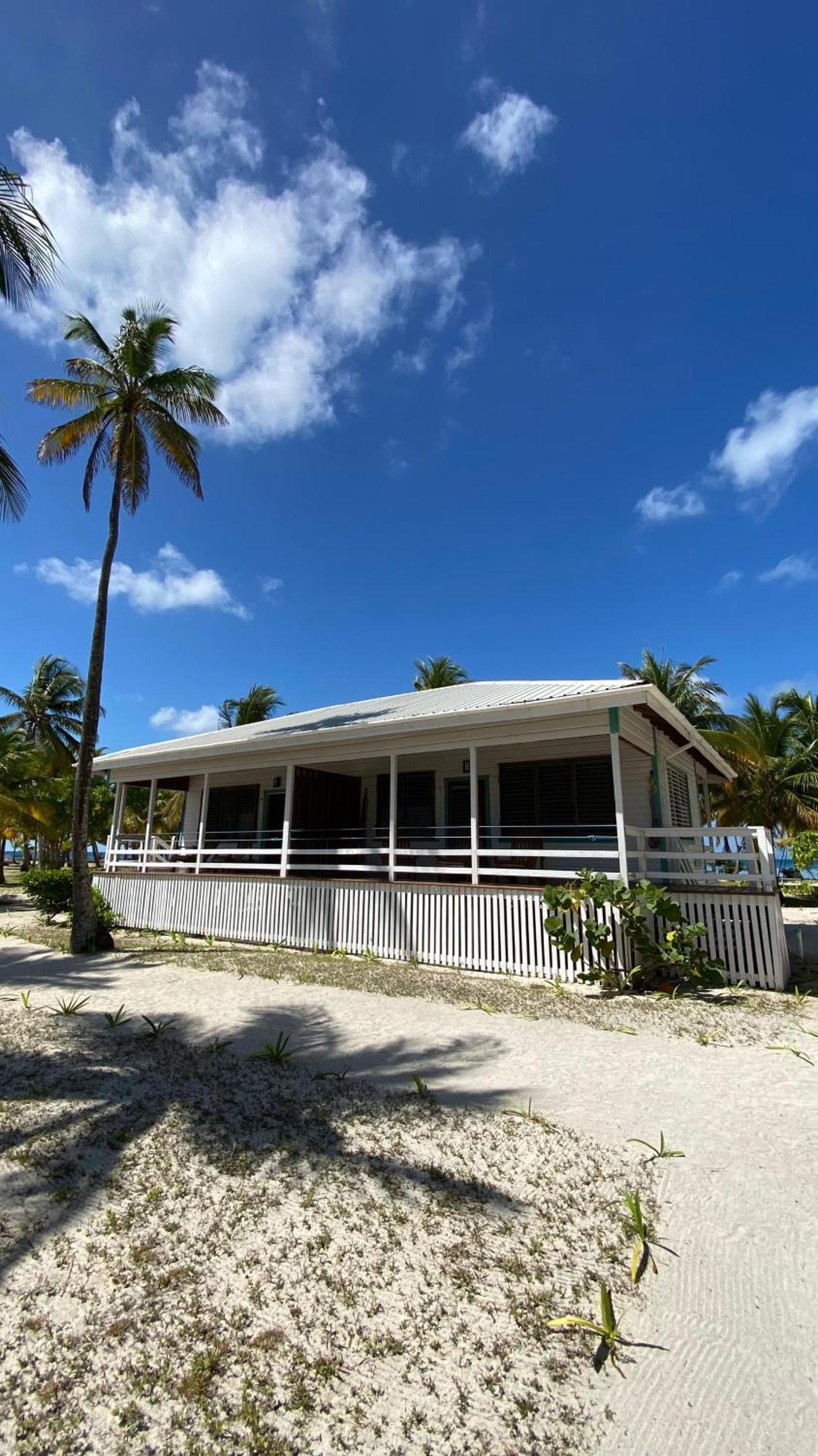 Pelican Beach Resort South Water Caye Дангрига Экстерьер фото
